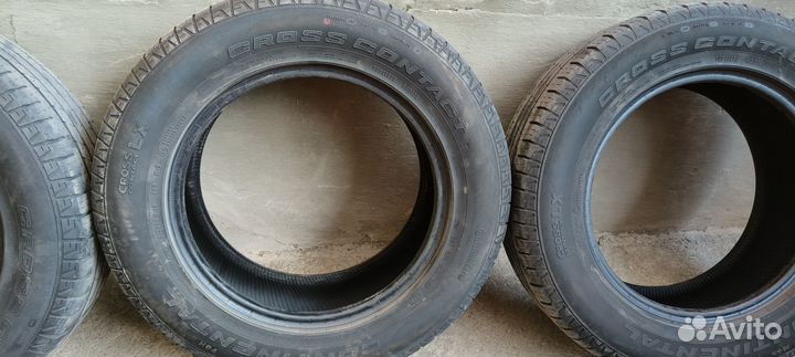 Continental ContiCrossContact LX 215/65 R16 98H