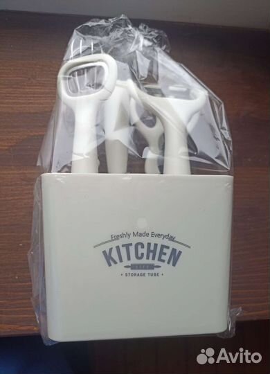 Набор кухонных принадлежностей