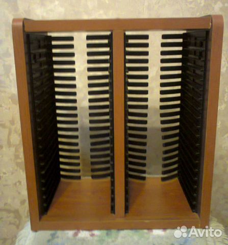 Полка для дисков