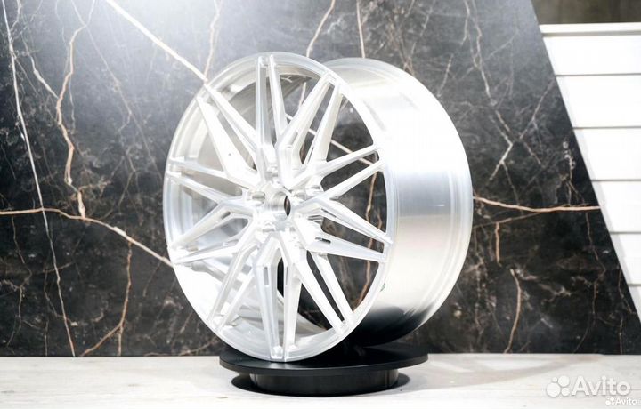 Кованые диски R22