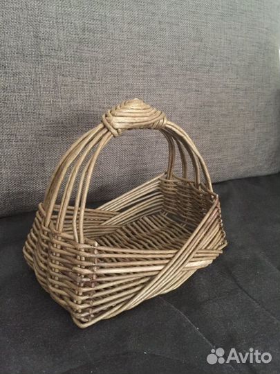 Корзнка подарочная