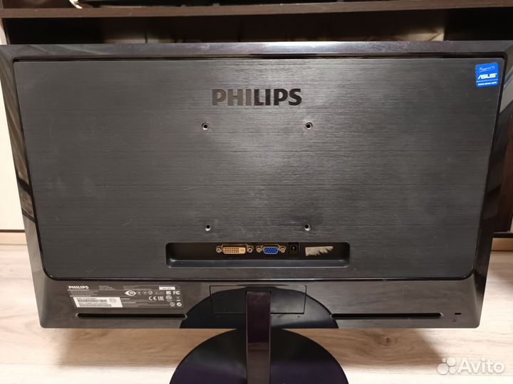 Монитор Philips 22 дюйма