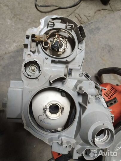 Mercedes benz фара правая - левая