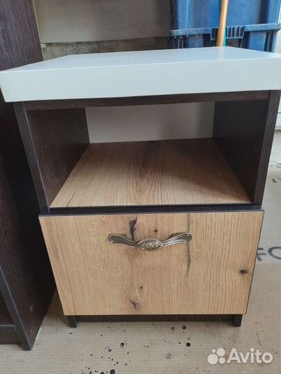 Продам тумба прикроватная