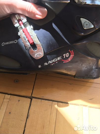 Горнолыжные ботинки lange 70