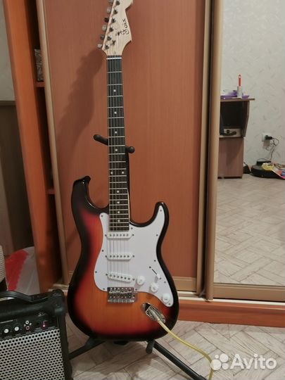 Электро гитара с комбиком