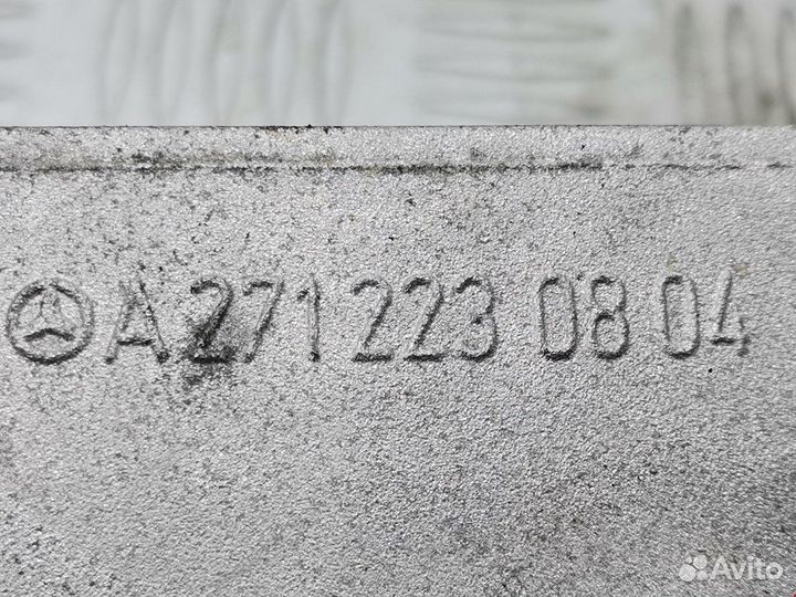 Кронштейн двигателя Mercedes-Benz C-Класс