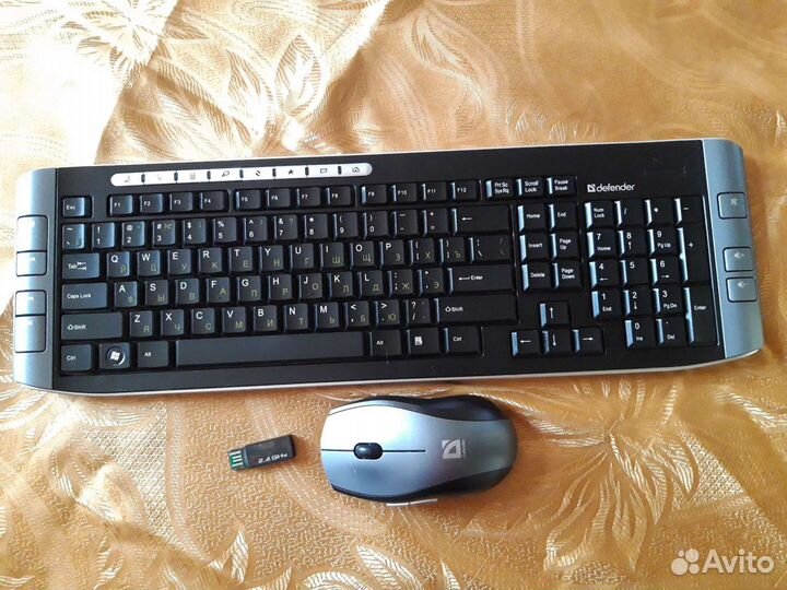 Беспроводная клавиатура и мышь