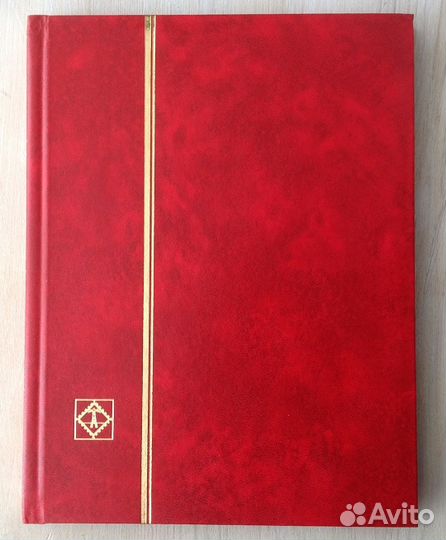 Альбом с коллекцией марок космос