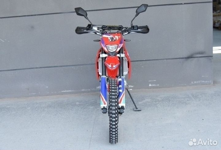 Эндуро Гюрза.Водяного охл.300сс.30сил.Доставка