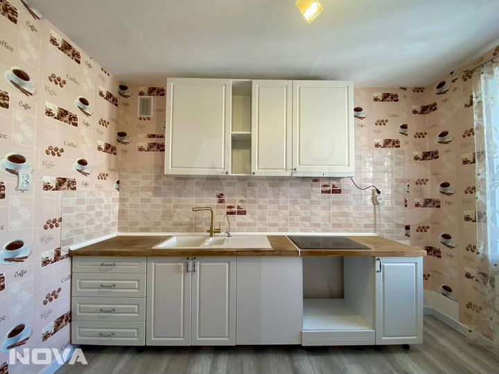 4-к. квартира, 76,9 м², 9/9 эт.