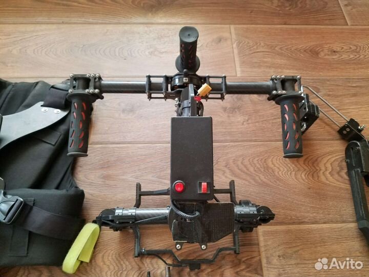 Стабилизатор для камеры с жилетом, рукой и т.д