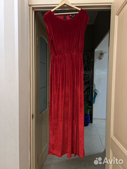 Вечернее бархатное платье 46