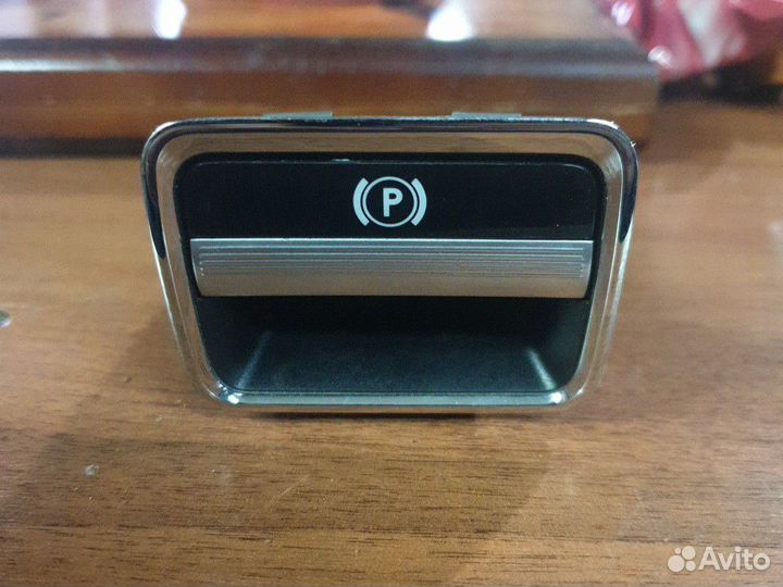 Кнопка ручника мерседес w221
