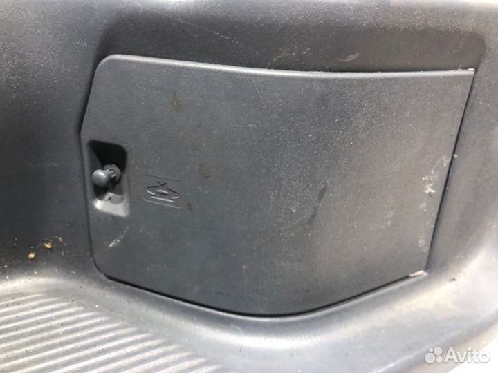 Накладка порога передняя левая Toyota Lite Ace Van