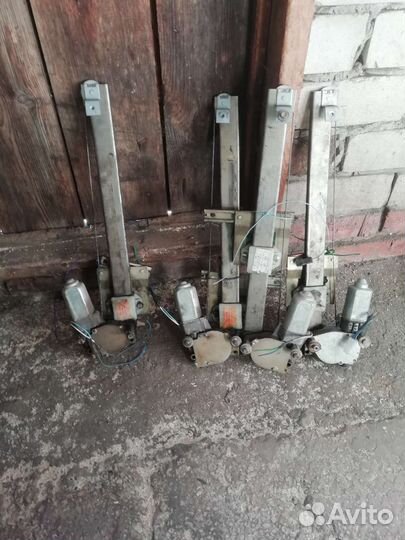 Стеклоподъемник