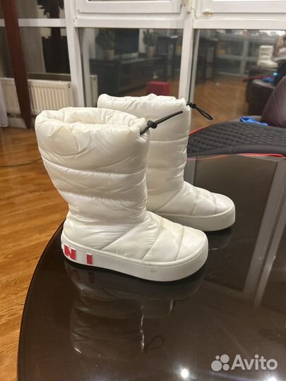 Дутики женские