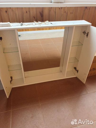 Зеркало с подсветкой для ванной,цвет белый