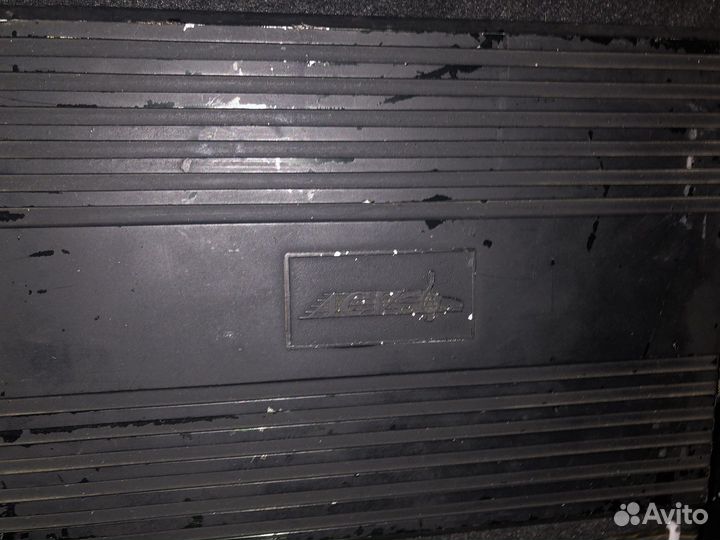 Автомобильный усилитель