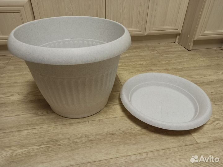 Горшок для растений