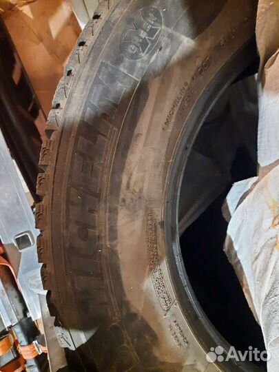 Michelin 4X4 A/T 285/60 R18 115