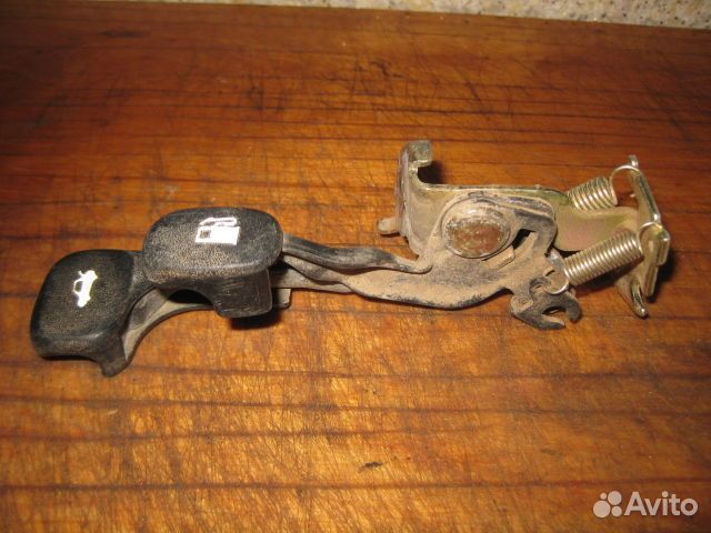 Ручка открывания багажника Hyundai Accent II (+таг