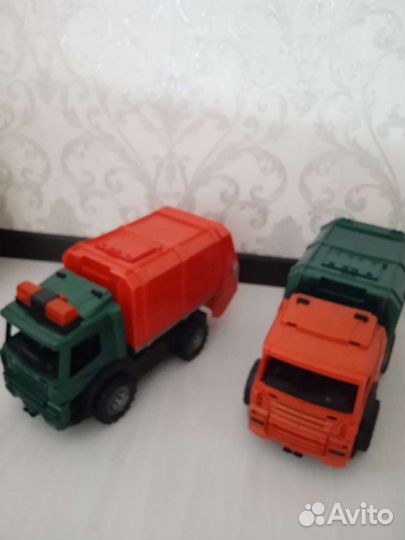 Машина мусорка