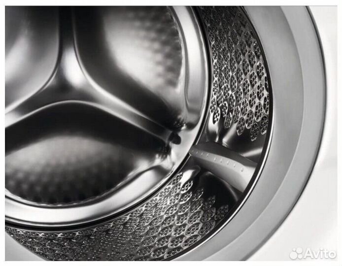 Стирально-сушильная машина AEG L8WBE68SI