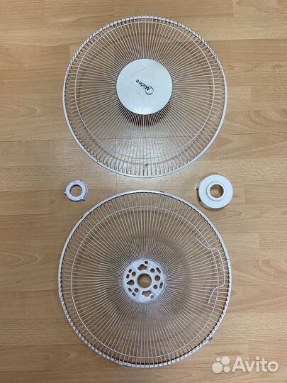 Решетка напольного вентилятора Midea 43см