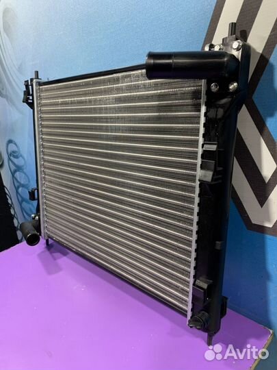 Радиатор охлаждения двигателя основной Nissan note