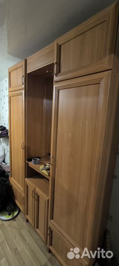 Шкаф в прихожую с зеркалом бу