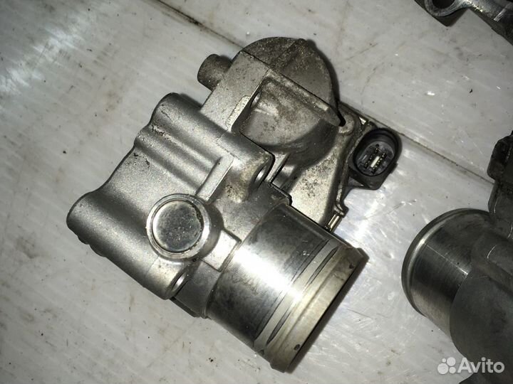 Дроссельная заслонка 0281002681 M9R 2.0DCI