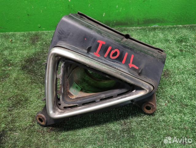 Накладка глушителя в бампер Honda Civic 5D (FN) 2