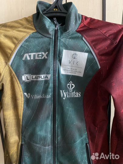 Лыжная куртка разминочная