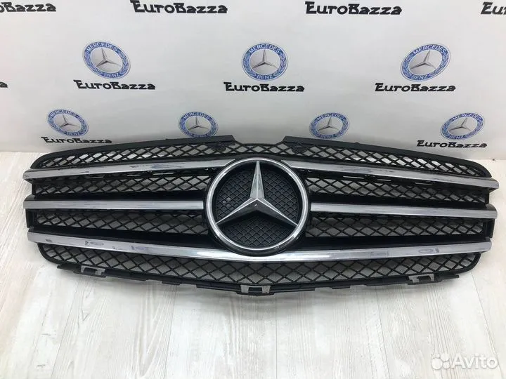 Решетка радиатора Mercedes W251