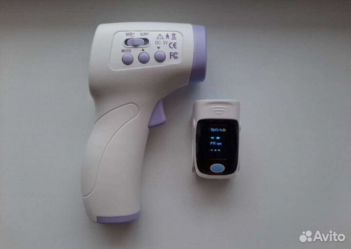 Бесконтактный термометр + пульсоксиметр