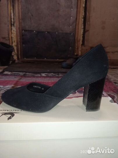 Туфли женские 40 размер новые