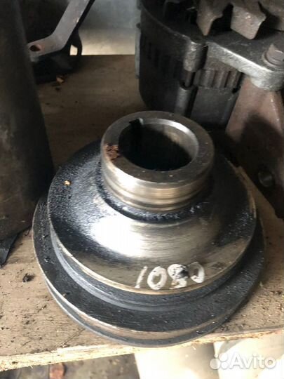 Yuejin 1080 шкив коленвала б.у