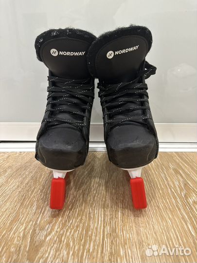 Коньки хоккейные дет