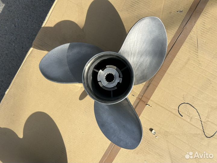 Гребной винт для лодочного мотора