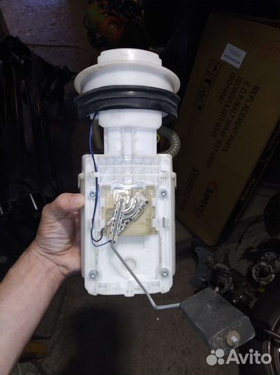 Топливный насос Октавия Тур