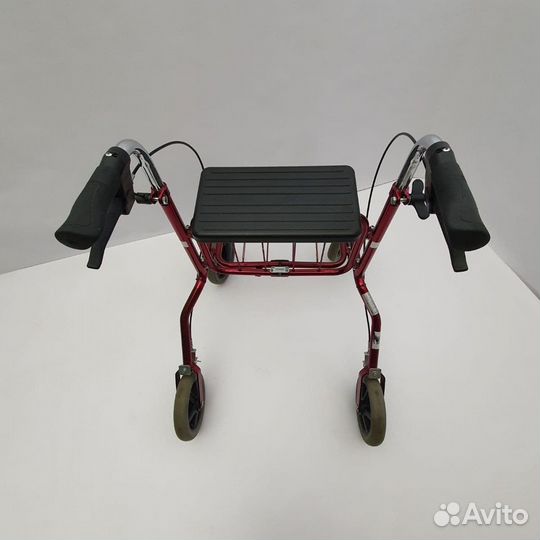 Ходунки на колёсах (роллаторы)