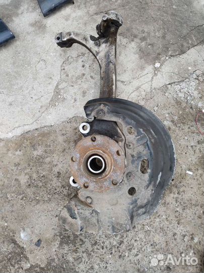 Поворотный кулак audi a8 d3