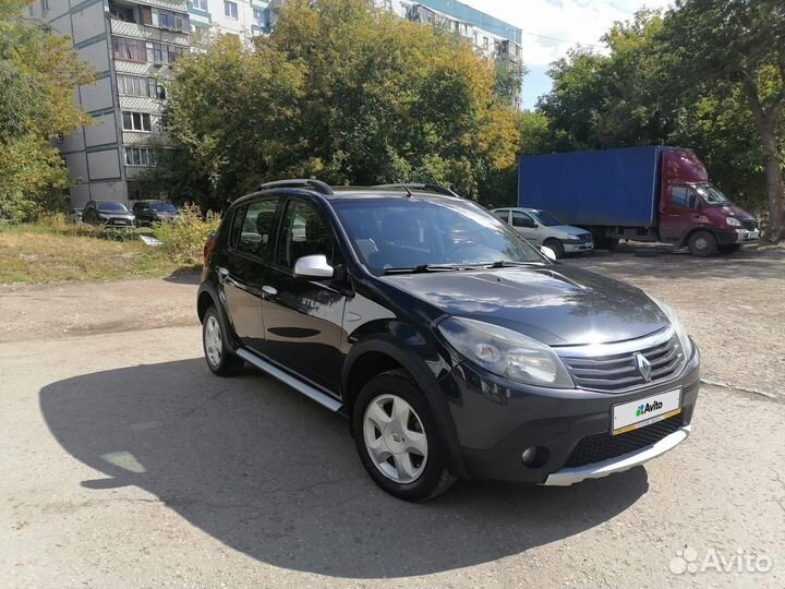 Renault Sandero Stepway, 2013