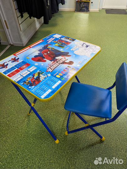 Детский стол и стул