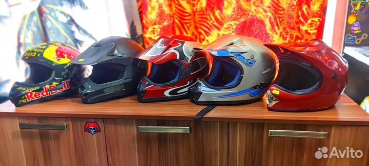 Шлем кроссовый