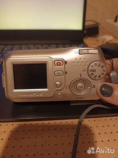 Камера Olympus c-180 Camedia