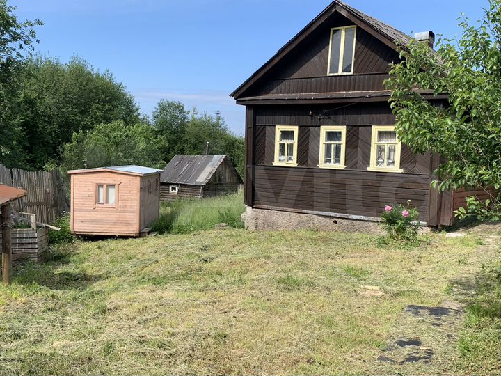 Дом 52 м² на участке 11 сот.