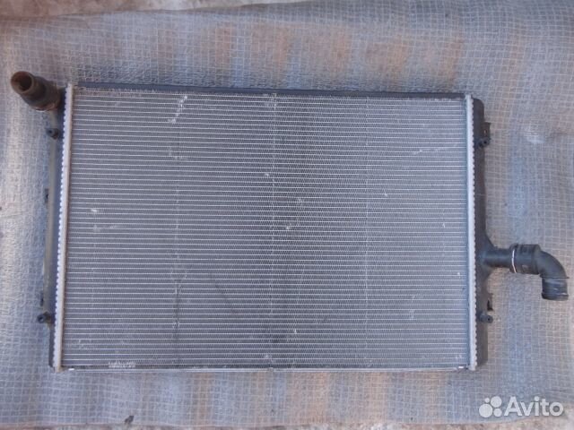 Радиатор охлаждения Audi skoda VW