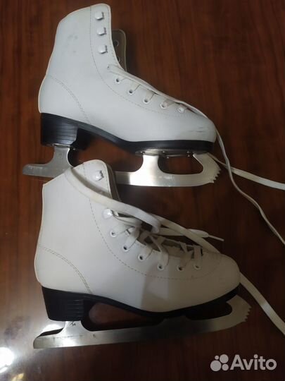 Коньки фигурные
